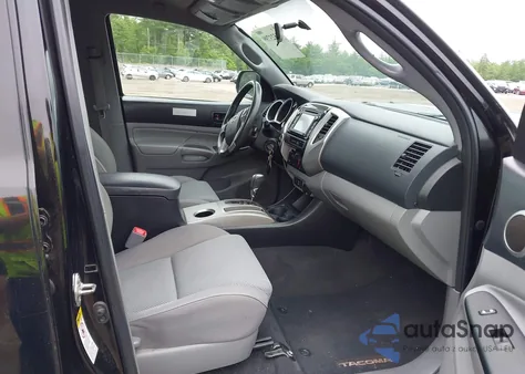 2015 Toyota Tacoma Base V6 из США, поврежденный, VIN 3TMLU4EN2FM202275